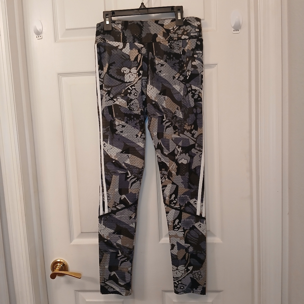 ODiva Camo Yoga Pants Leggings Women's Size S Athleisure Wear